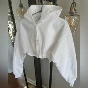 Aritzia TNA sweat shirt